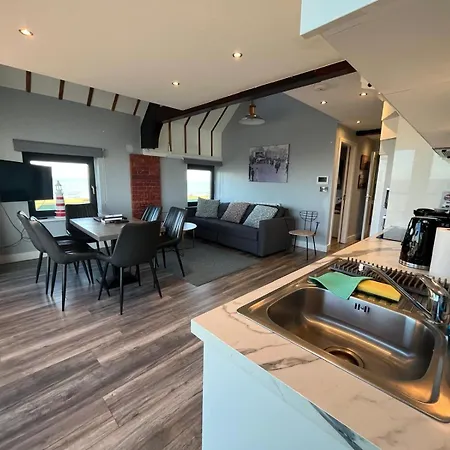 Lifeboat House Апартаменты *