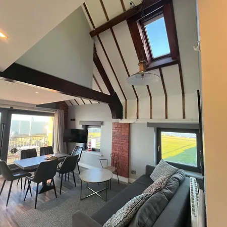 Lifeboat House Apartment Skerries
