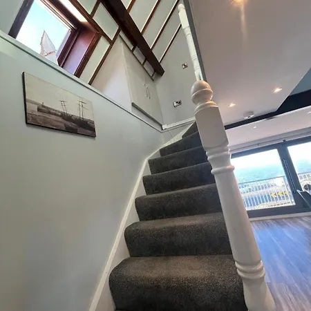 Lifeboat House