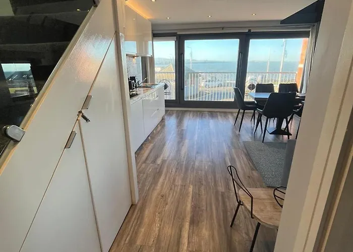 Lifeboat House Apartament Skerries